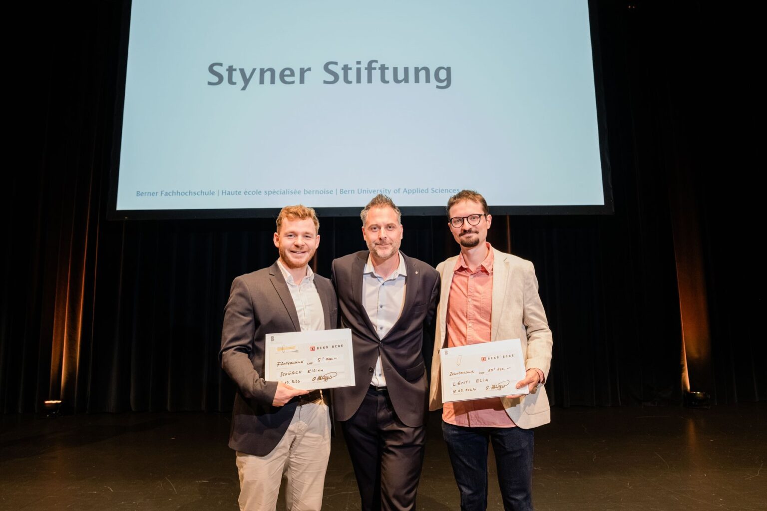 Feierlicher Abschluss für den Ingenieurnachwuchs Styner-Preis 2026 – Elia Lenti (1. Preis, CHF 10'000) und Kilian Schürch (2. Preis, CHF 5'000).